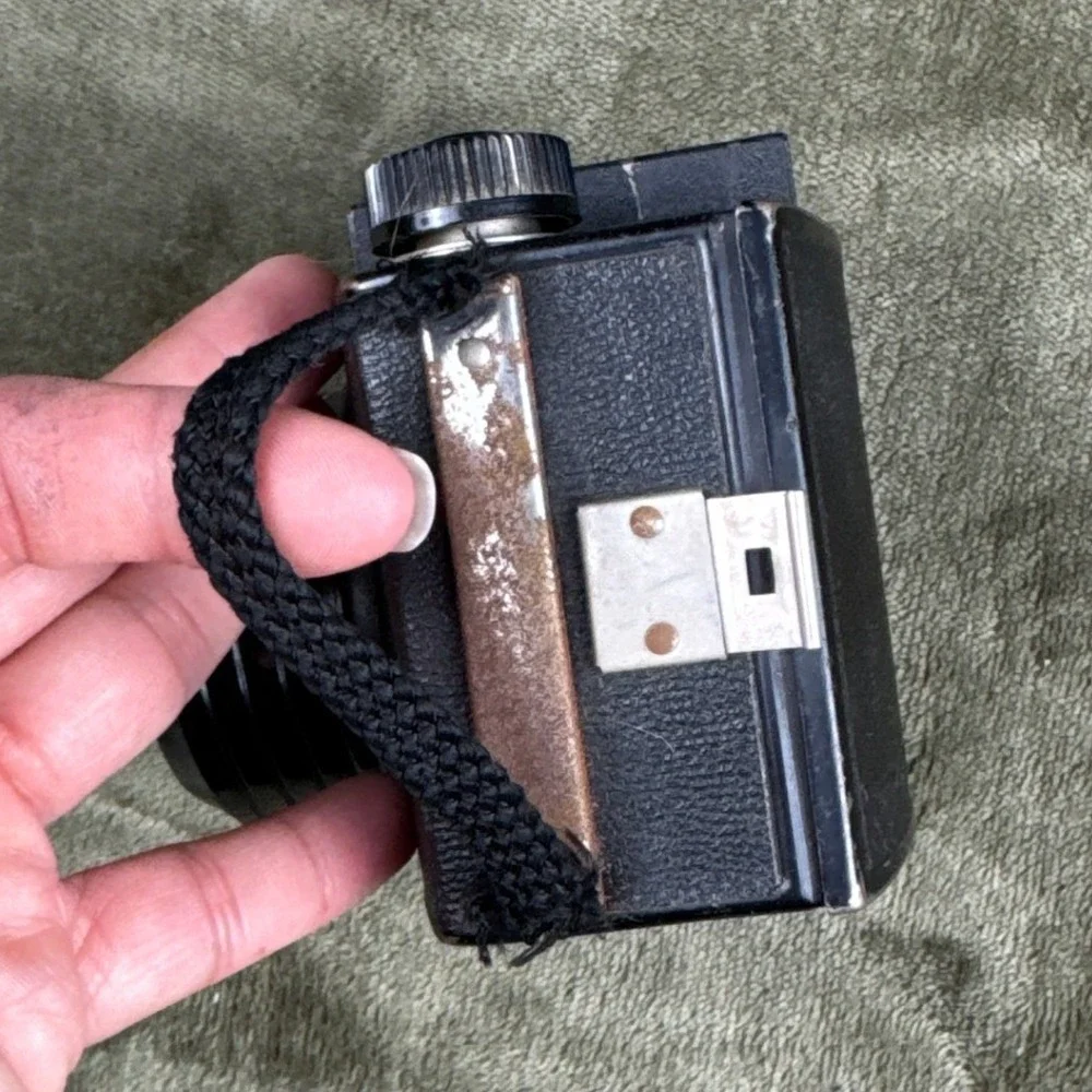 Vintage Ansco Pioneer 620 Roll Film Box Camera Black Made in USA Binghamton NY